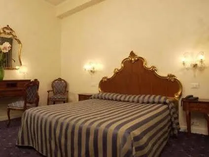 ***  ונציה Hotel Locanda Canal איטליה