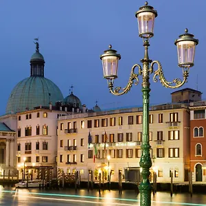 Carlton On The Grand Canal Venise