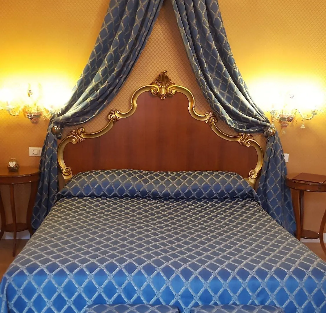 Hotel Locanda Canal Venice