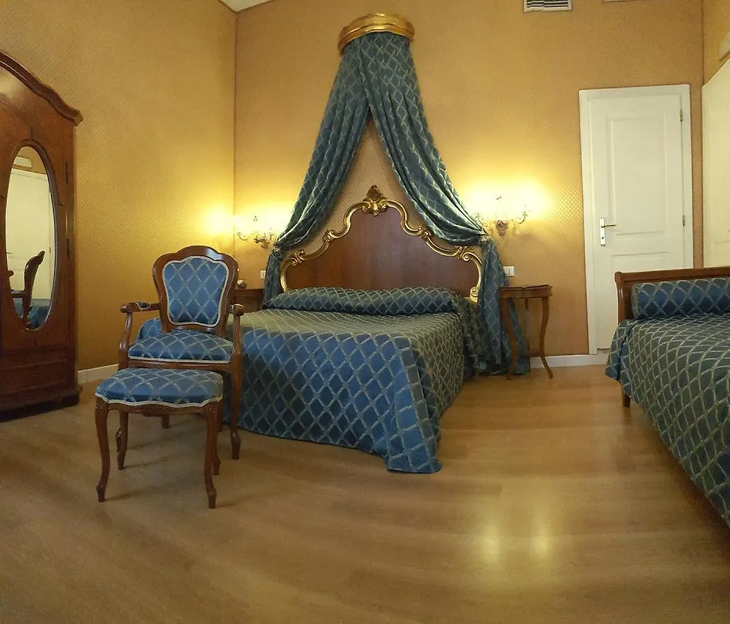 Hotel Locanda Canal Venice