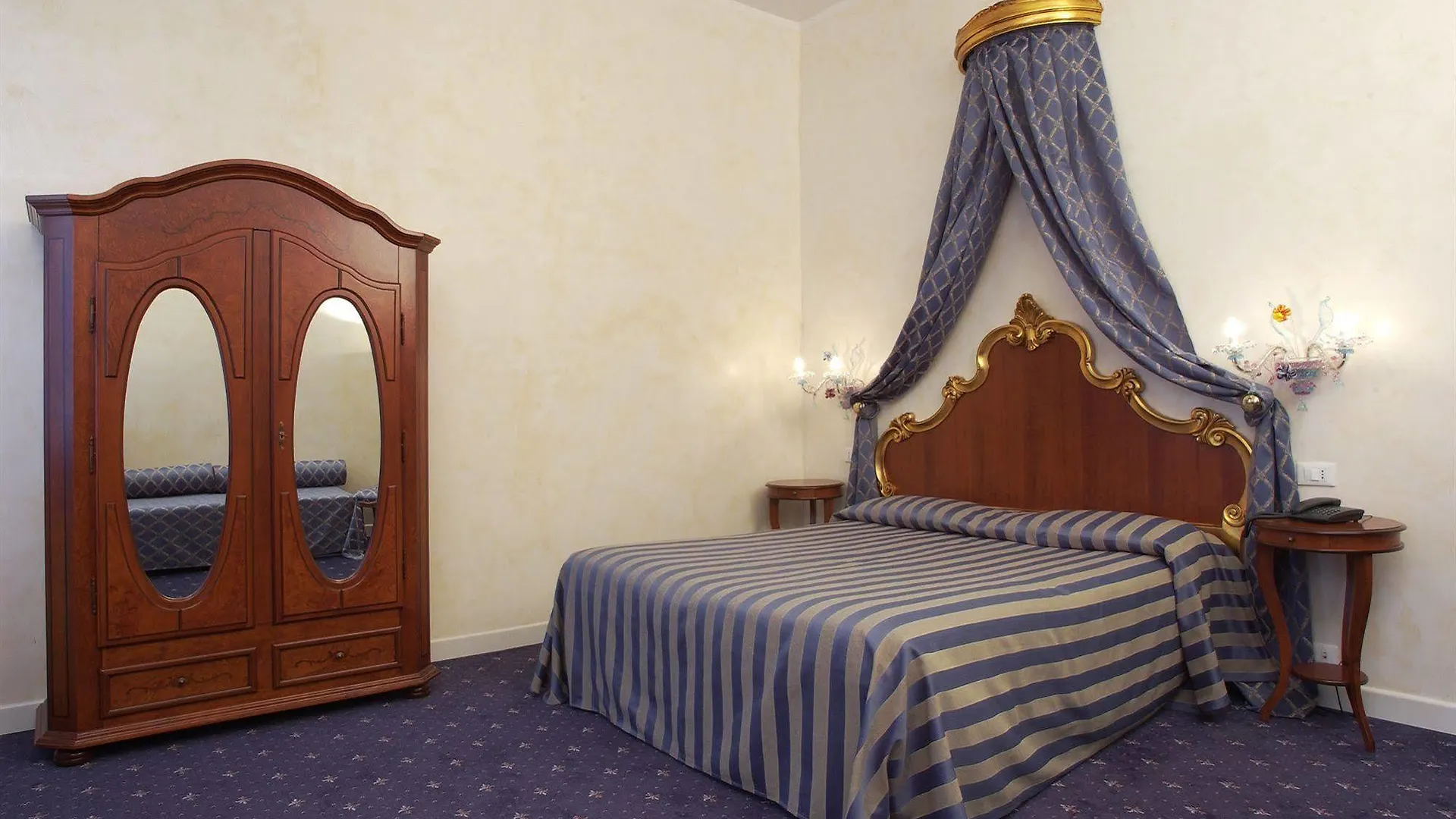 Hotel Locanda Canal Venice