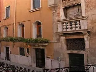 Hotel Locanda Canal Venice