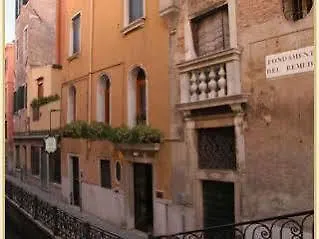 Hotel Locanda Canal Venice